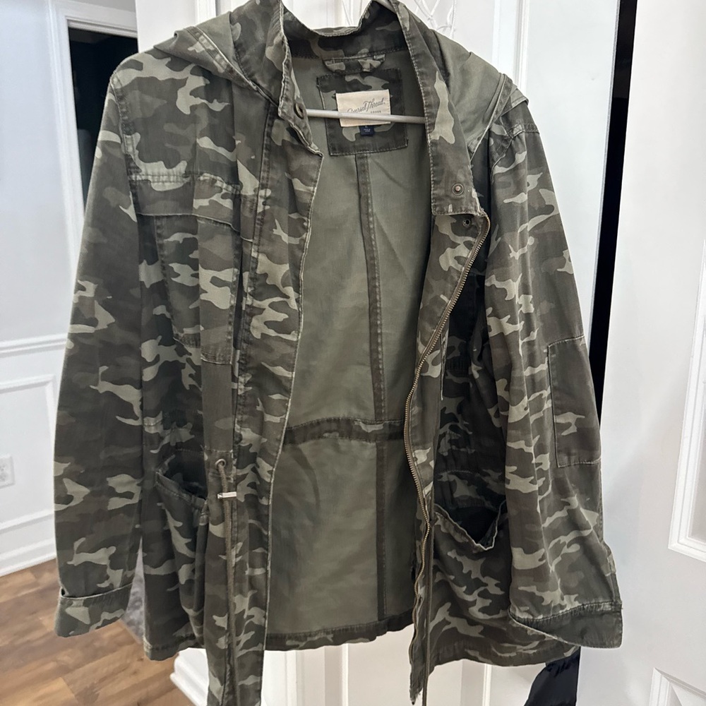 Universal Thread Green Camouflage Field Jacket with hood